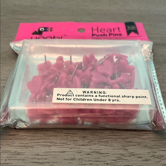 Yoobi Heart Push Pins - Pink - Picture 3 of 4